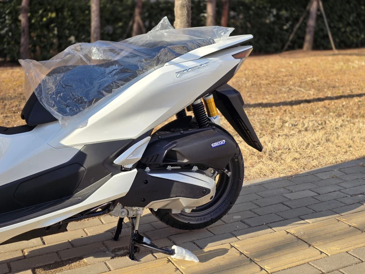 혼다 PCX 125 12