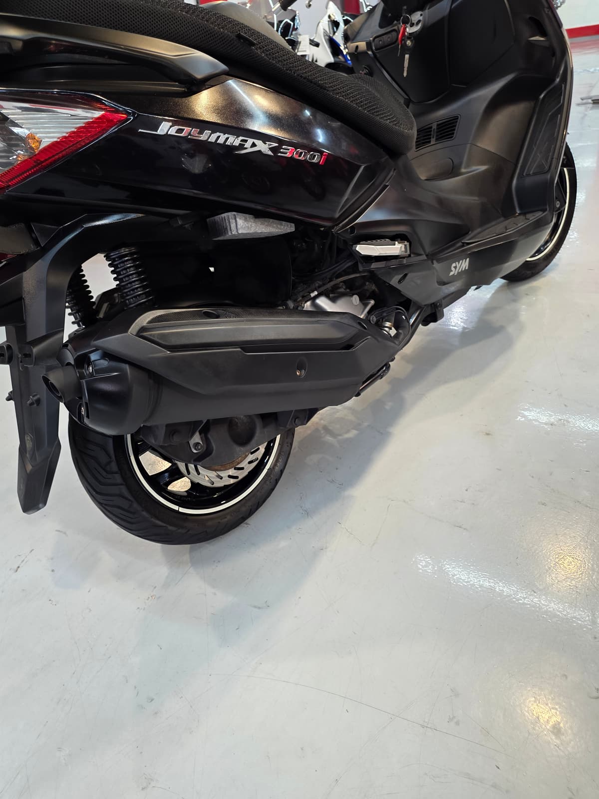 SYM 조이맥스 300 i 5