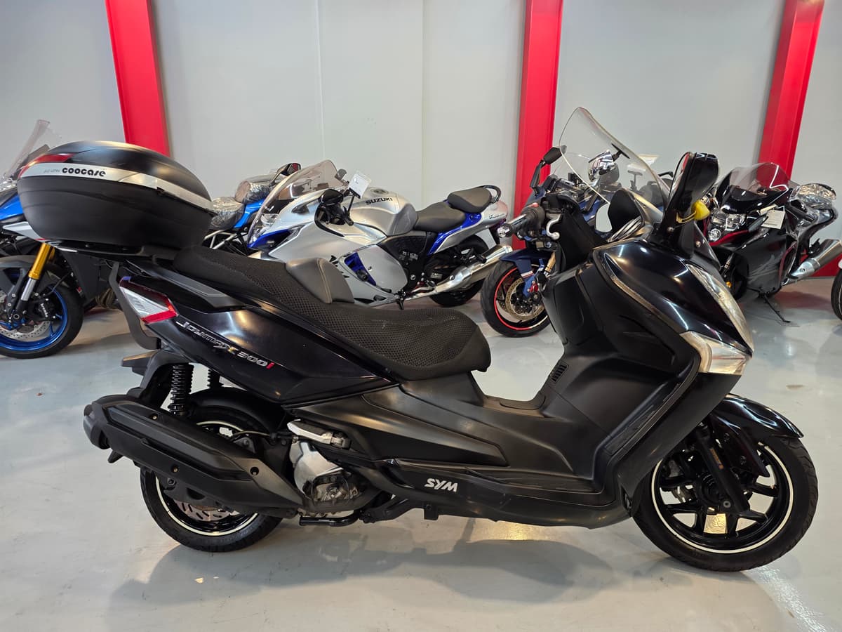 SYM 조이맥스 300 i 9