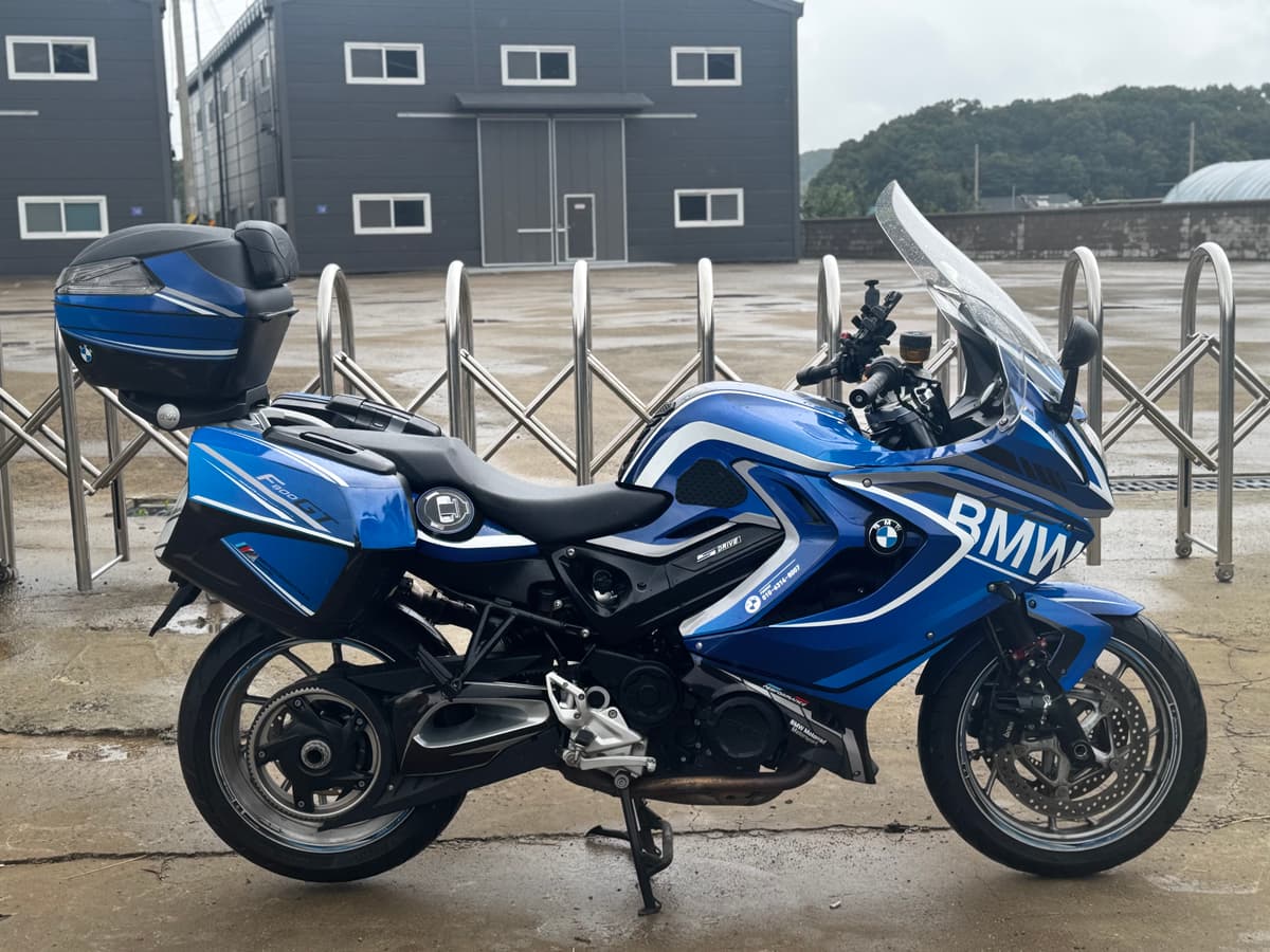 BMW F 800 GT 2