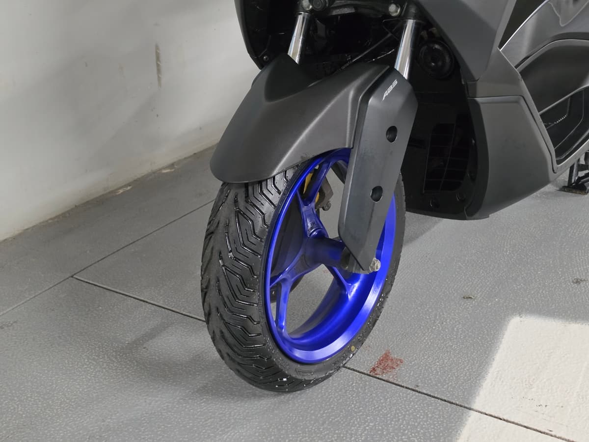 야마하 NMAX 125 11