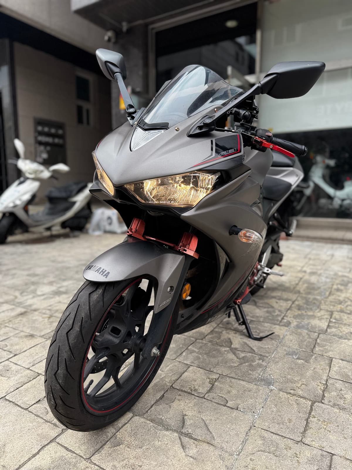 야마하 YZF R3 2