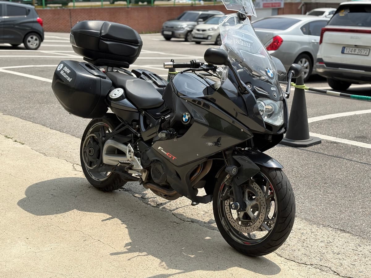 BMW F 800 GT 2