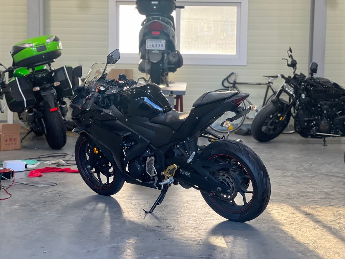 야마하 YZF R3 7