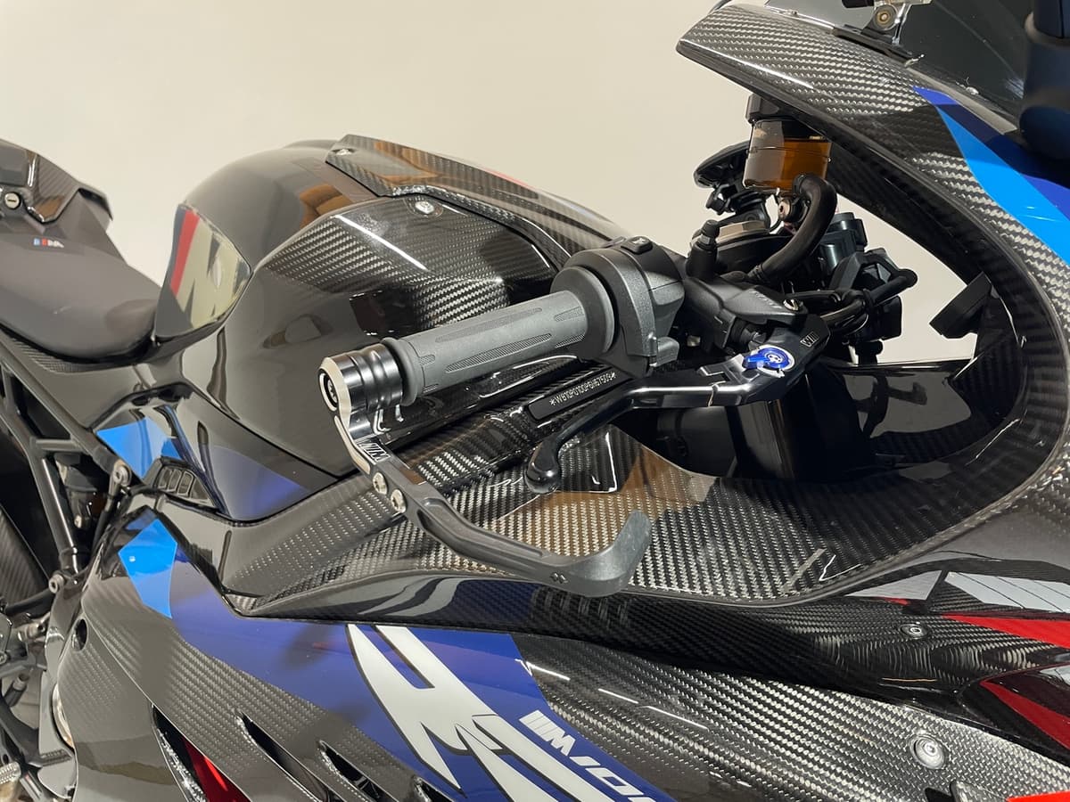 BMW M 1000 RR 13