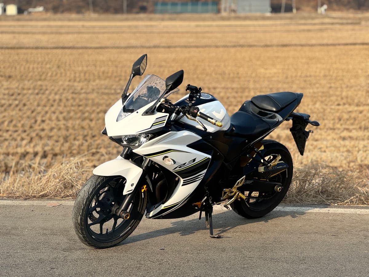 야마하 YZF R3 4