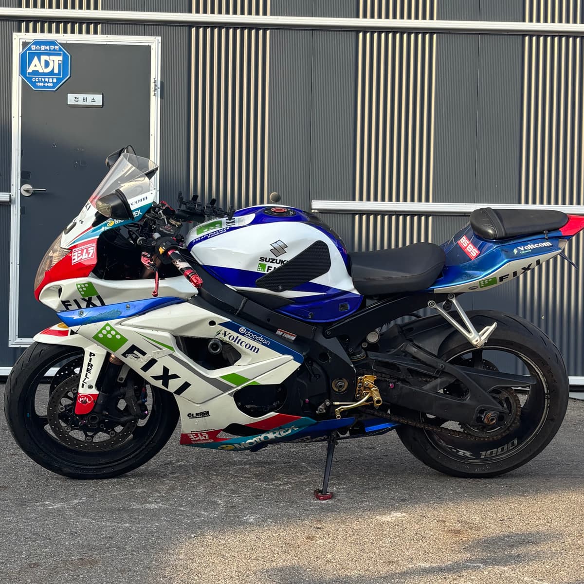 스즈키 GSX R 1000 4