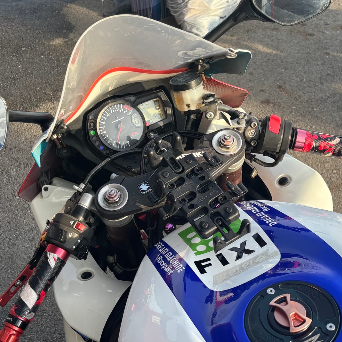 스즈키 GSX R 1000 10