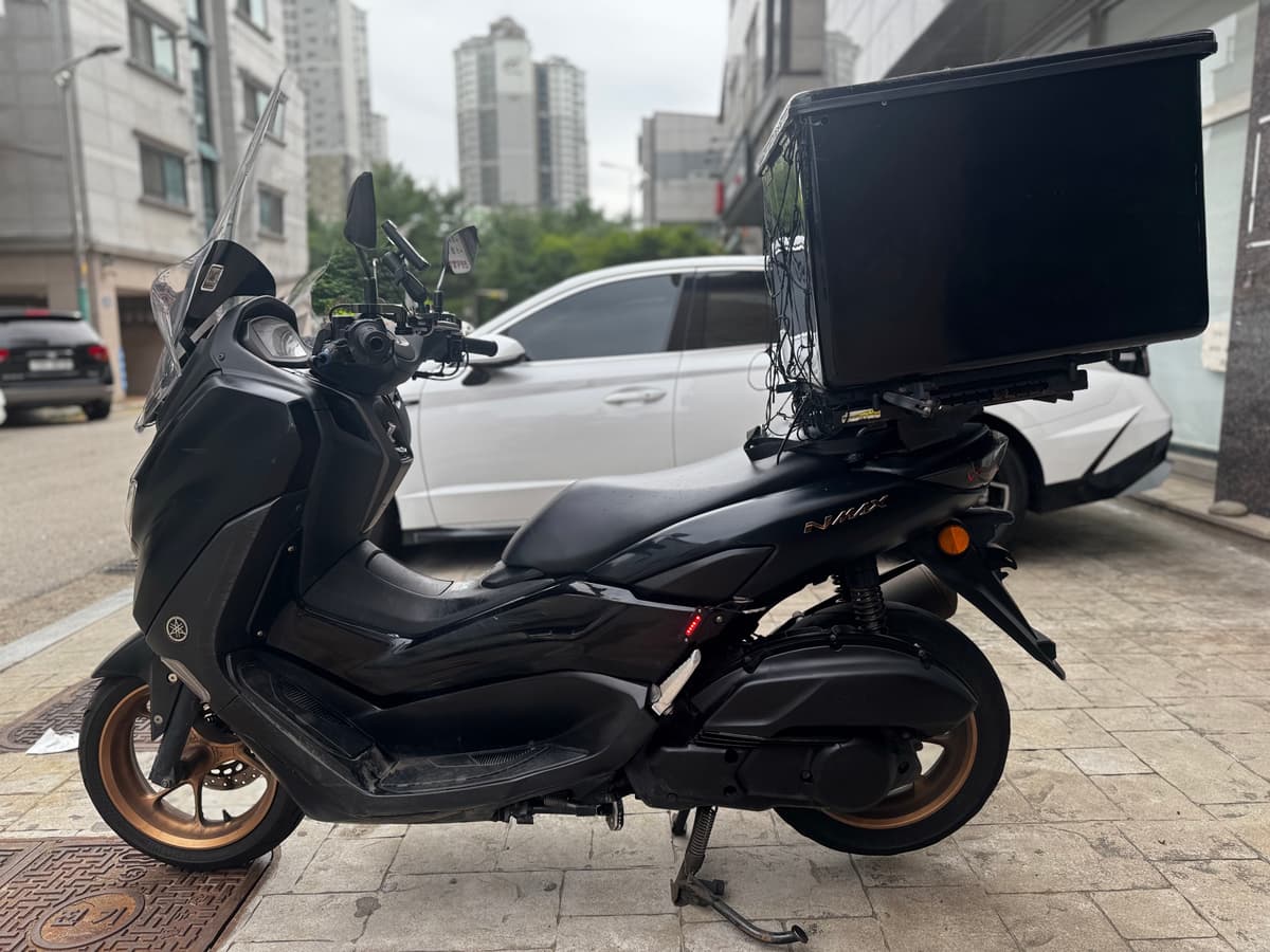 야마하 NMAX 125 5
