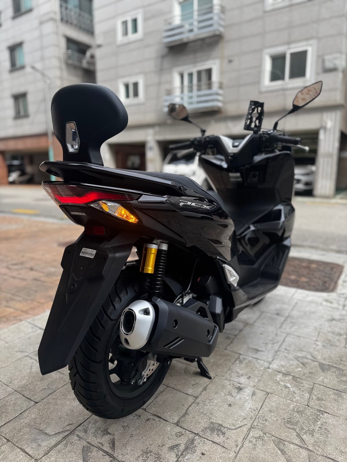 혼다 PCX 125 more